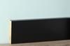 Hoge plint zwart met folie 18x75 mm - 240 cm