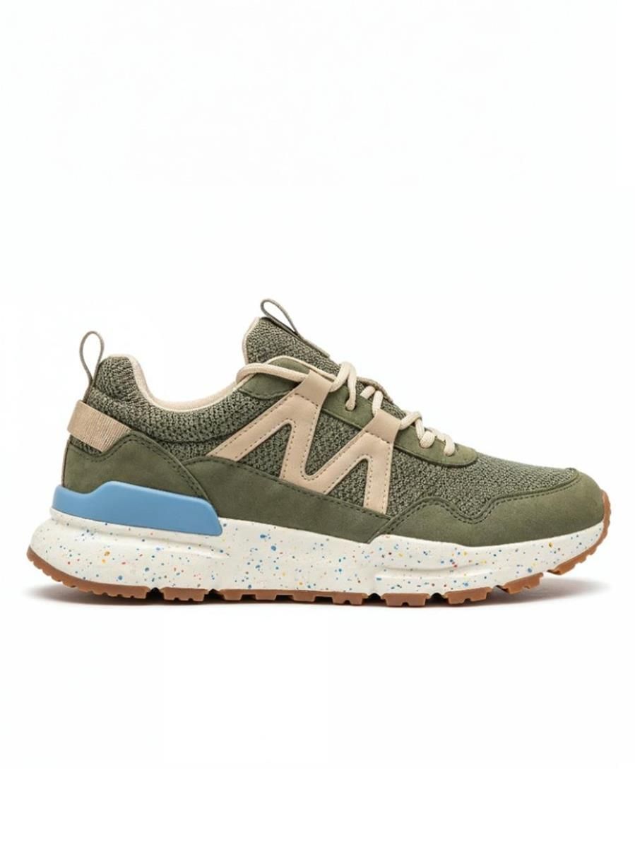 Urban Trail Sneaker